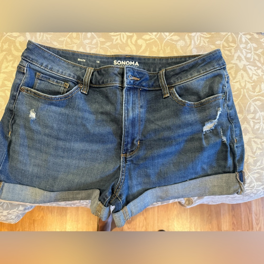 Sonoma Jean shorts -size 14- never worn